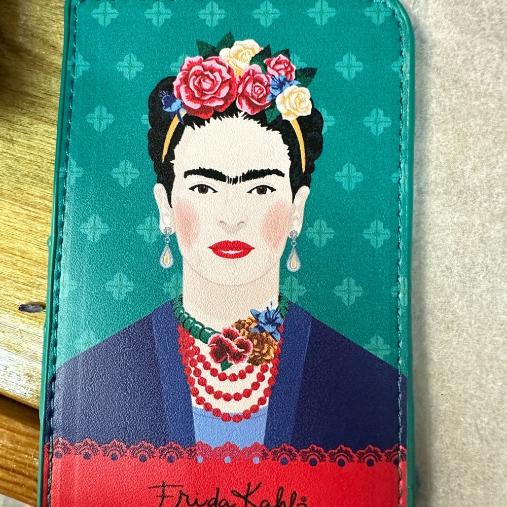 Makeup pouch bundle - Picture 9 of 11